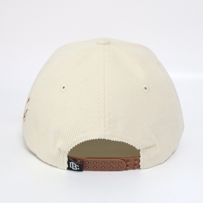 AUTOMOBILES HAT